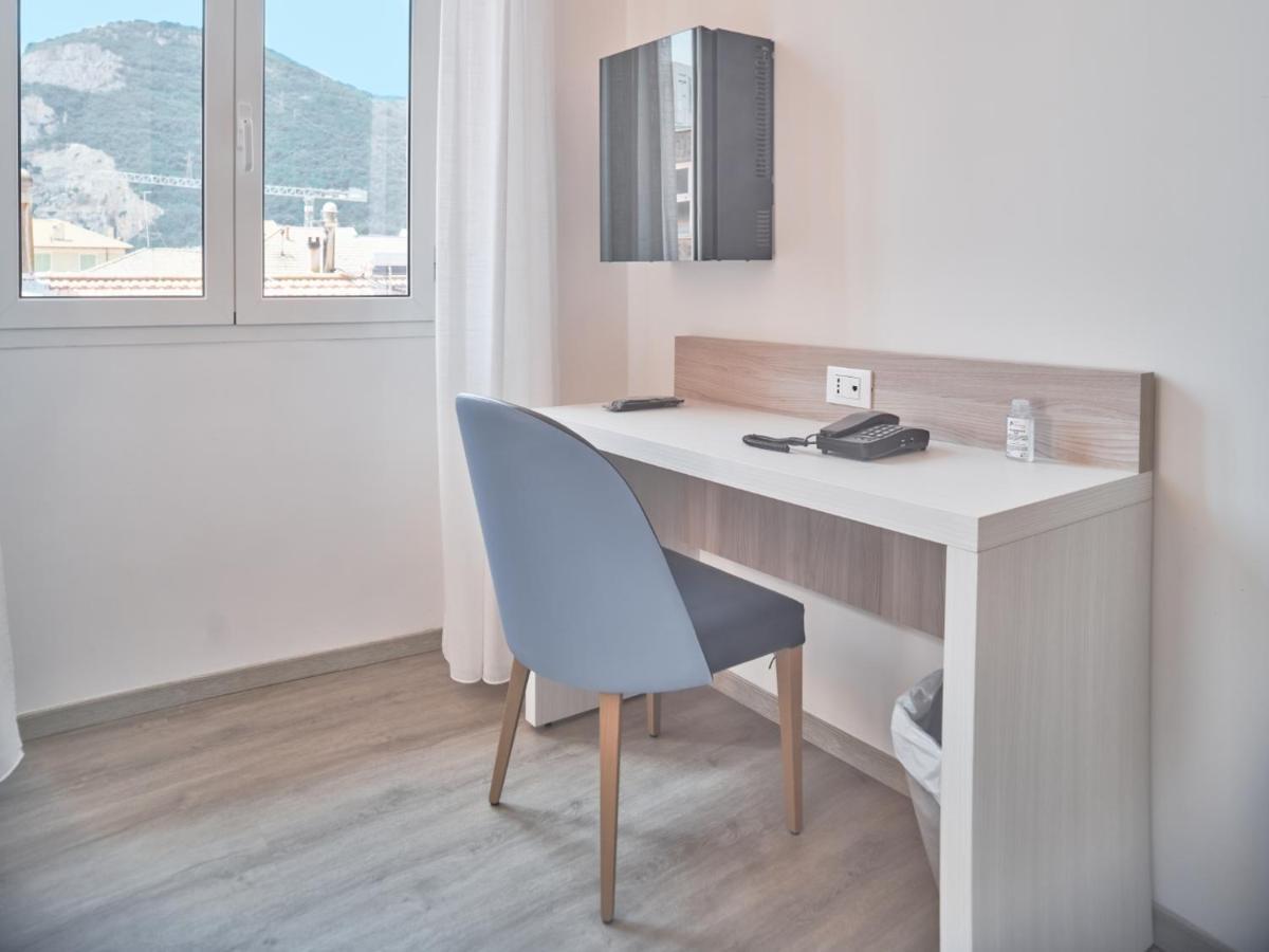 Hotel Medusa Finale Ligure Exterior photo