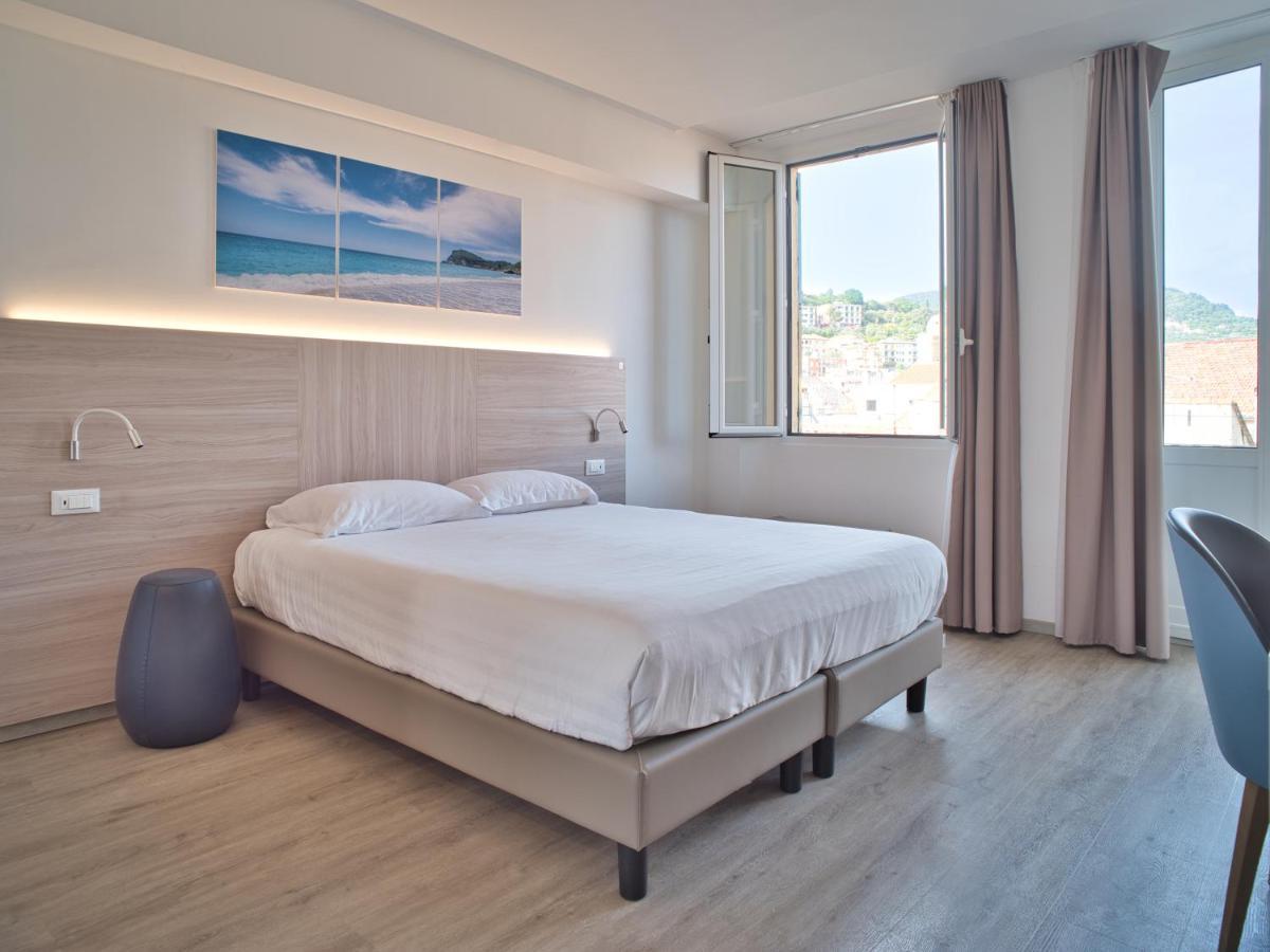 Hotel Medusa Finale Ligure Exterior photo