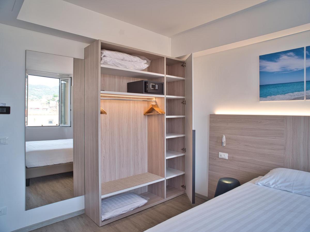 Hotel Medusa Finale Ligure Exterior photo