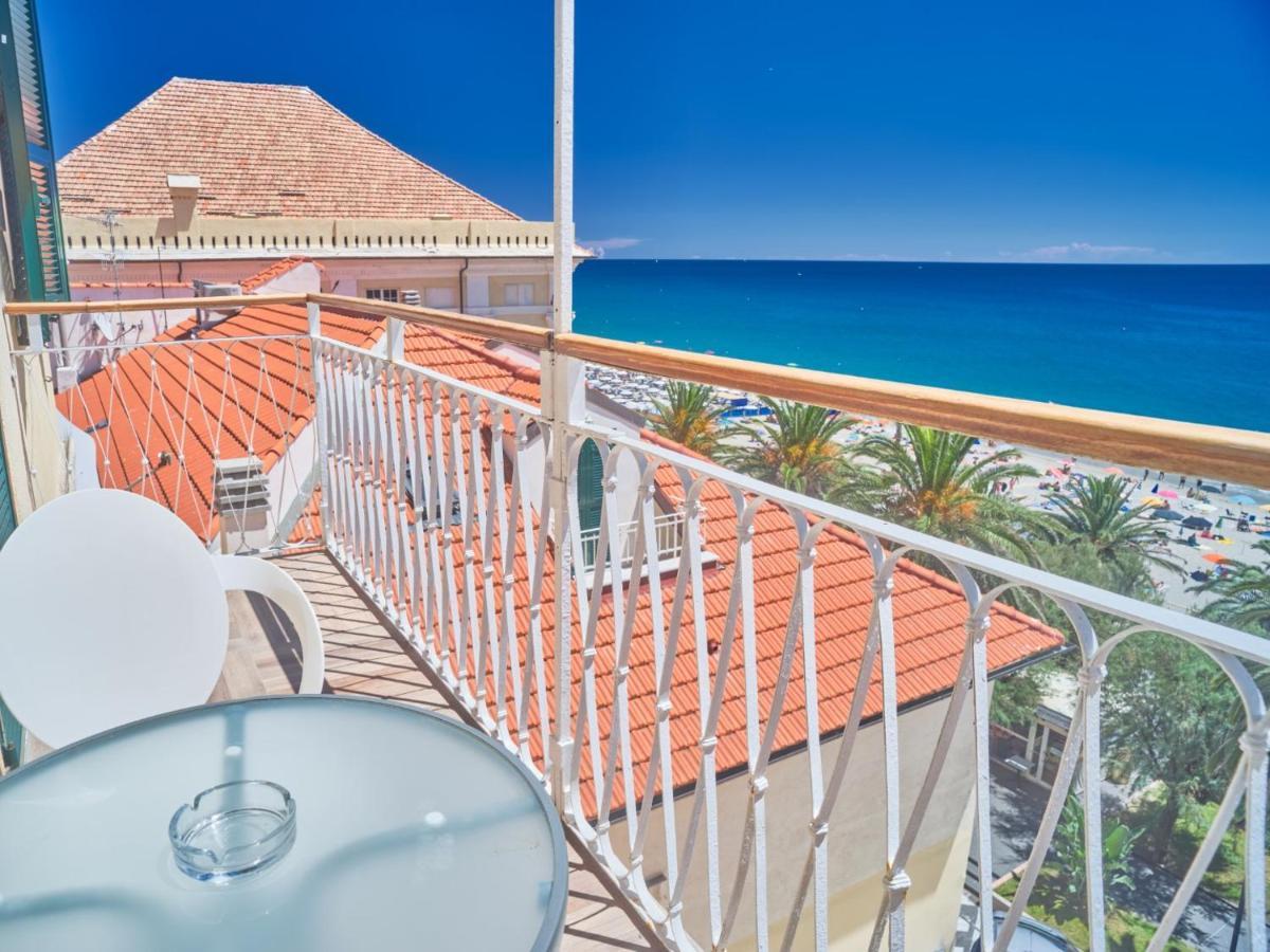 Hotel Medusa Finale Ligure Exterior photo